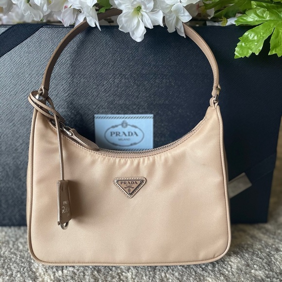 Prada Re-Edition 2005 Nylon Mini Bag - Picture 2 of 8